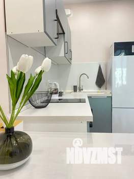 1-к квартира, посуточно, 42м2, 8/25 этаж