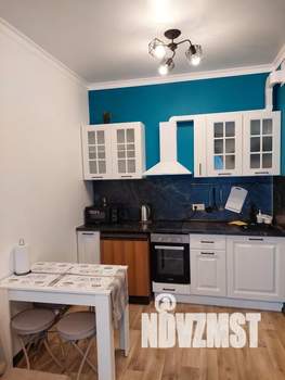 Студия квартира, посуточно, 25м2, 1/4 этаж