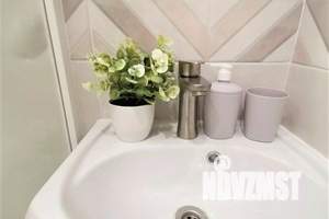 1-к квартира, посуточно, 32м2, 8/12 этаж
