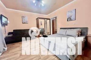 1-к квартира, посуточно, 38м2, 7/20 этаж