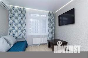 1-к квартира, посуточно, 40м2, 5/25 этаж