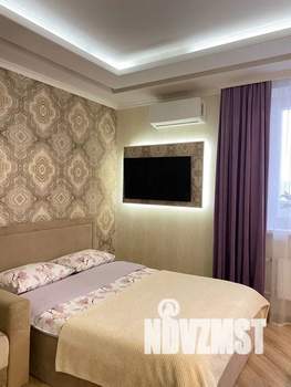 Студия квартира, посуточно, 34м2, 14/19 этаж