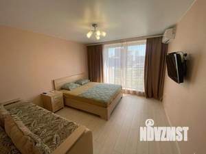 1-к квартира, посуточно, 37м2, 1/1 этаж