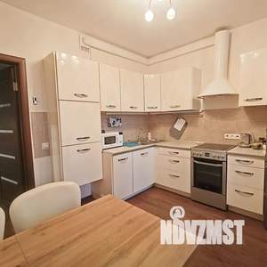 2-к квартира, посуточно, 62м2, 6/14 этаж