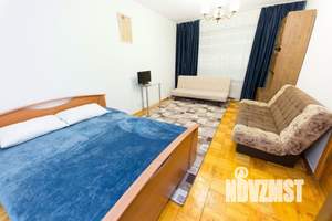 1-к квартира, посуточно, 36м2, 1/1 этаж