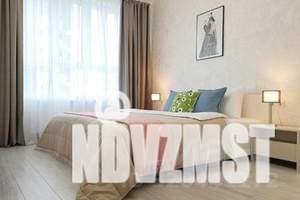 1-к квартира, посуточно, 40м2, 13/23 этаж