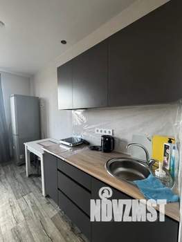 Студия квартира, посуточно, 35м2, 6/23 этаж