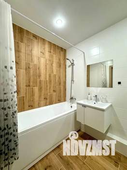 Студия квартира, посуточно, 33м2, 12/16 этаж