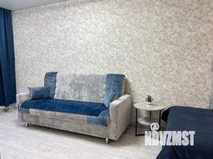 1-к квартира, посуточно, 38м2, 2/10 этаж