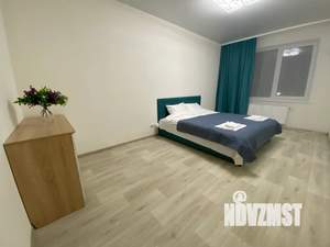 1-к квартира, посуточно, 63м2, 1/4 этаж