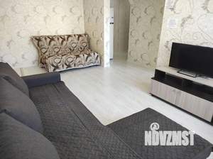 2-к квартира, посуточно, 52м2, 1/1 этаж