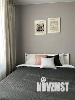 Студия квартира, посуточно, 30м2, 11/20 этаж