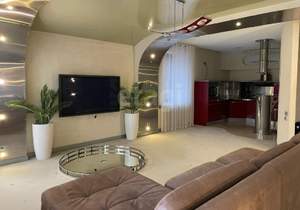 3-к квартира, на длительный срок, 119м2, 5/5 этаж
