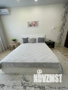 1-к квартира, посуточно, 37м2, 14/14 этаж