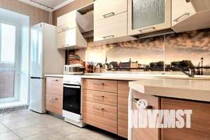 1-к квартира, посуточно, 42м2, 9/16 этаж