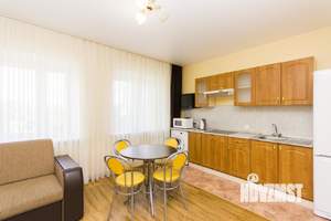 2-к квартира, посуточно, 50м2, 1/1 этаж