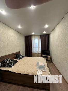 1-к квартира, посуточно, 40м2, 13/16 этаж