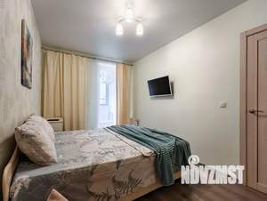 1-к квартира, посуточно, 40м2, 9/16 этаж