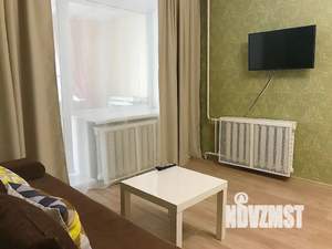 1-к квартира, посуточно, 40м2, 1/9 этаж