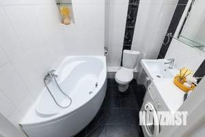 Студия квартира, посуточно, 35м2, 13/15 этаж