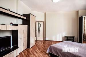 1-к квартира, посуточно, 60м2, 1/1 этаж