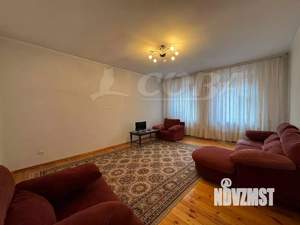 3-к квартира, на длительный срок, 111м2, 1/4 этаж