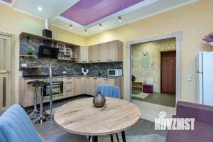 1-к квартира, посуточно, 60м2, 1/1 этаж