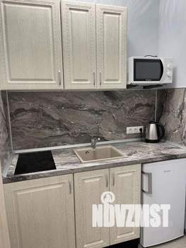 Студия квартира, посуточно, 28м2, 2/17 этаж