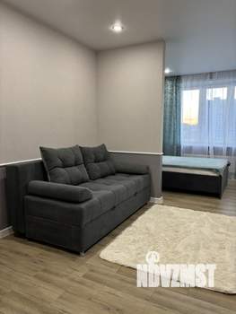 Студия квартира, посуточно, 34м2, 7/10 этаж