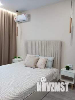 2-к квартира, посуточно, 38м2, 18/23 этаж