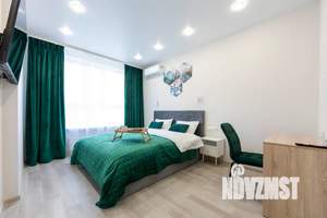 1-к квартира, посуточно, 40м2, 15/23 этаж