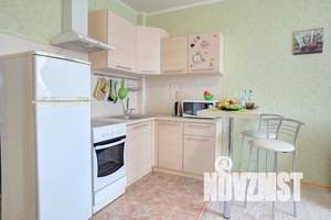 1-к квартира, посуточно, 31м2, 9/15 этаж