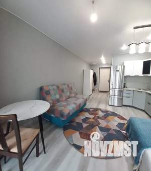 Студия квартира, посуточно, 30м2, 3/10 этаж