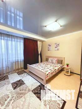 1-к квартира, посуточно, 45м2, 3/10 этаж