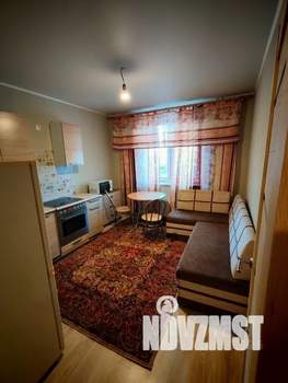 1-к квартира, посуточно, 35м2, 1/21 этаж