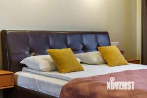 3-к квартира, посуточно, 110м2, 1/1 этаж