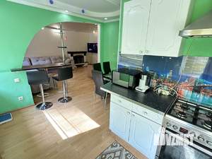 2-к квартира, посуточно, 78м2, 1/5 этаж