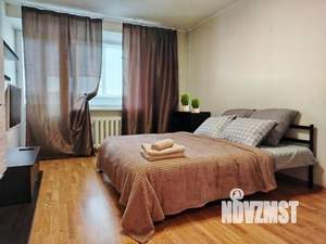 1-к квартира, посуточно, 49м2, 1/1 этаж