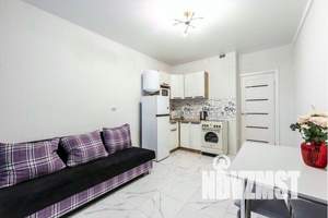 1-к квартира, посуточно, 48м2, 12/18 этаж
