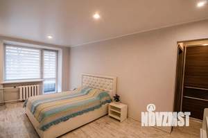 3-к квартира, посуточно, 56м2, 4/5 этаж