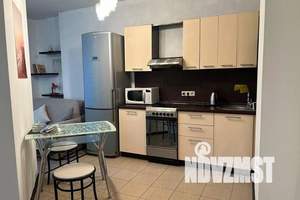 1-к квартира, посуточно, 40м2, 2/15 этаж