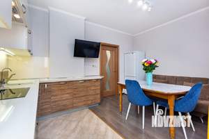 1-к квартира, посуточно, 61м2, 1/1 этаж