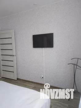 1-к квартира, посуточно, 39м2, 2/12 этаж