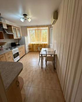 1-к квартира, на длительный срок, 40м2, 4/10 этаж