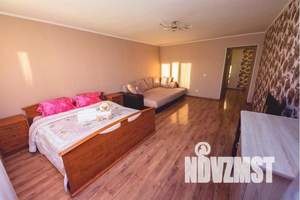 1-к квартира, посуточно, 42м2, 5/11 этаж