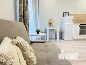 Студия квартира, посуточно, 30м2, 3/10 этаж