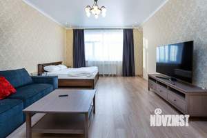 1-к квартира, посуточно, 62м2, 1/1 этаж