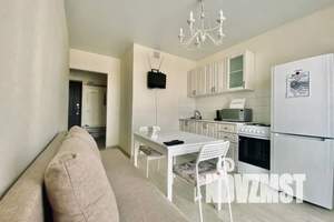 1-к квартира, посуточно, 35м2, 2/18 этаж