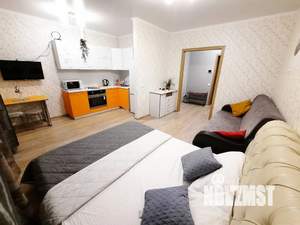 Студия квартира, посуточно, 27м2, 5/19 этаж