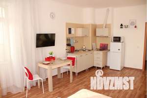 1-к квартира, посуточно, 35м2, 8/15 этаж